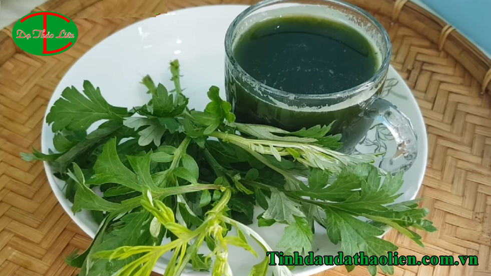 Chữa đau bụng kinh bằng ngải cứu