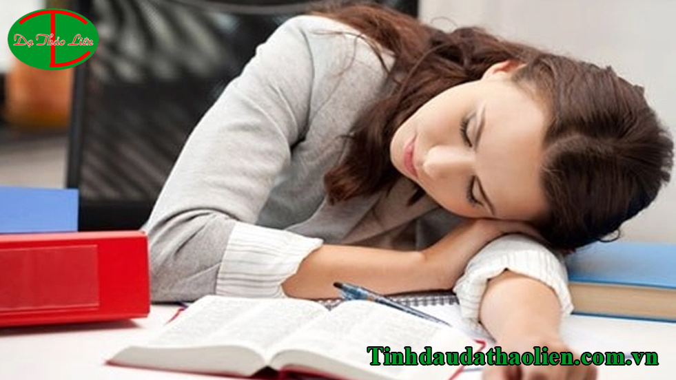 Ngủ dậy bị đau đầu