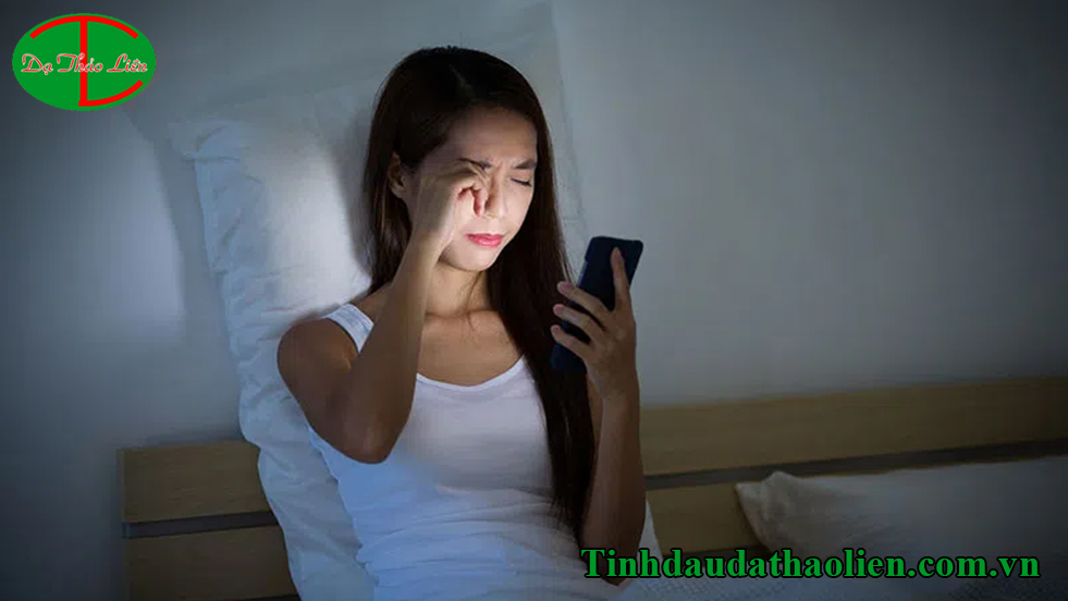 Ngủ dậy bị đau đầu