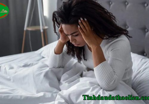 Ngủ dậy bị đau đầu