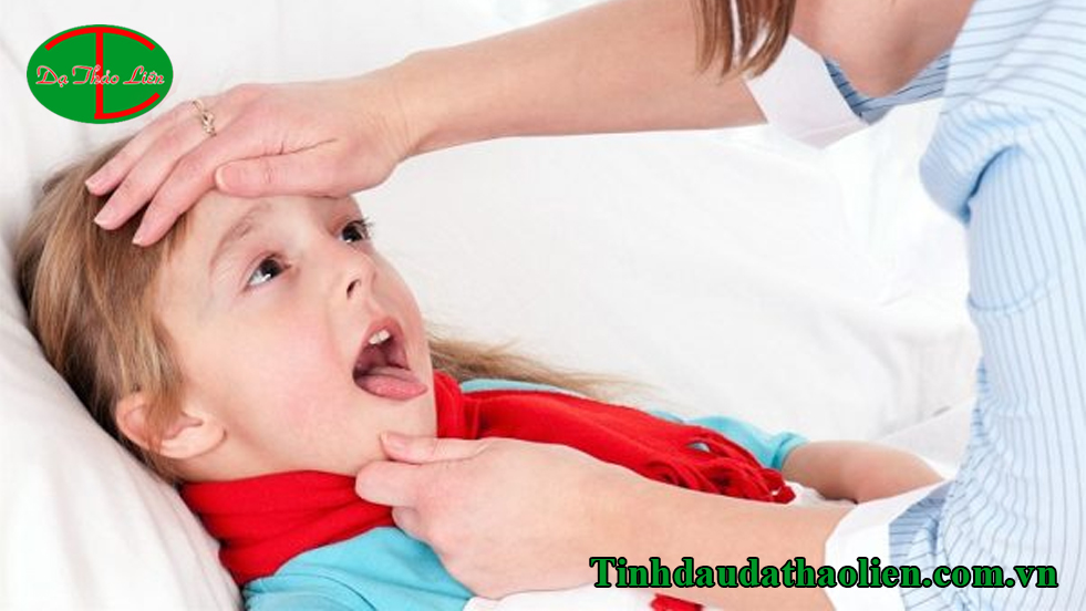 Trẻ bị viêm họng