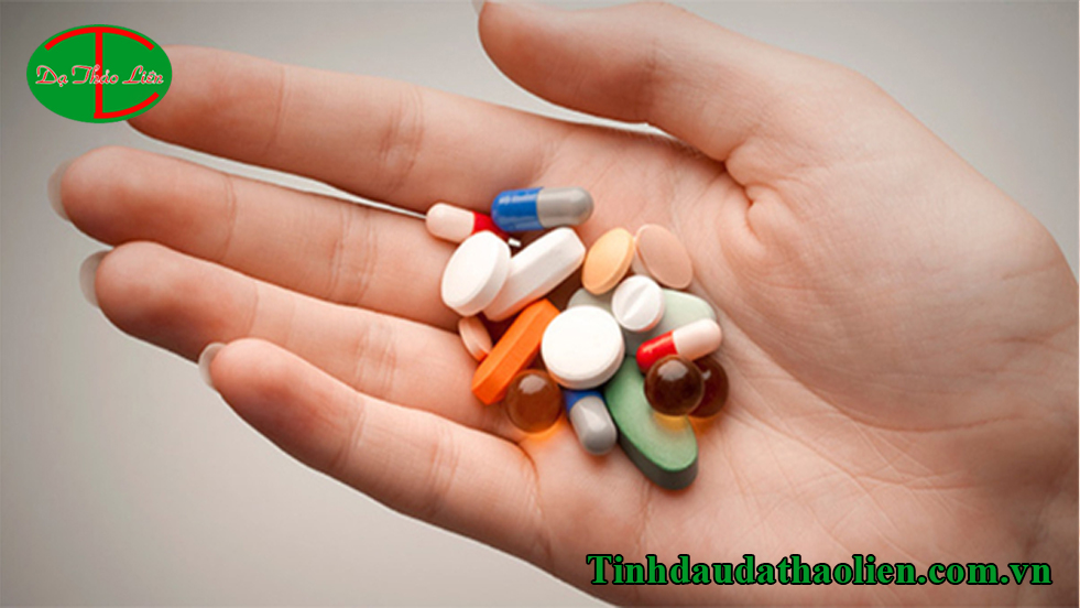 Viêm họng kèm sốt